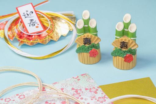 小さな門松と迎春飾りの正月イメージ 門松,飾り,正月の写真素材