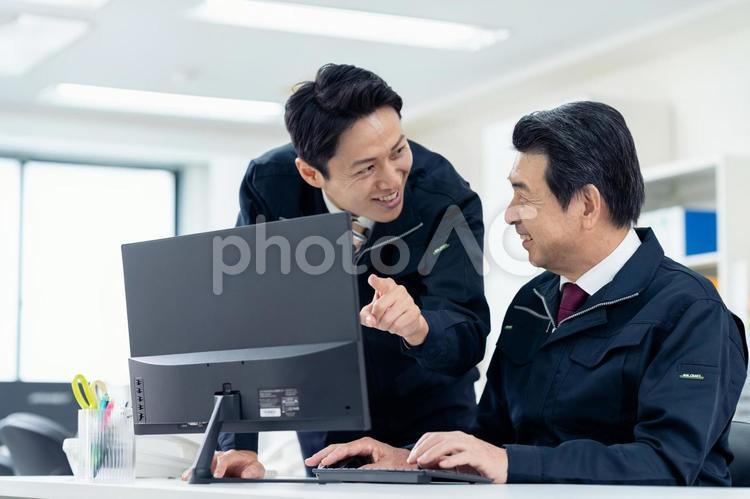 オフィスで働くビジネスマン ビジネスマン,ビジネス,エンジの写真素材