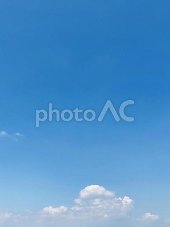 晴れた青空と細かい雲の背景素材イメージ 青空,空,雲の写真素材