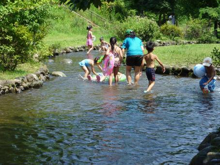 River play River play