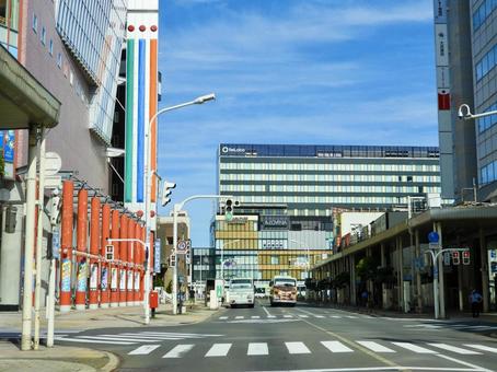 青森駅前の青森県道16号青森停車場線2 青森駅前の青森県道16号青森停車場線2 新町通り,青森市,商店街の写真素材