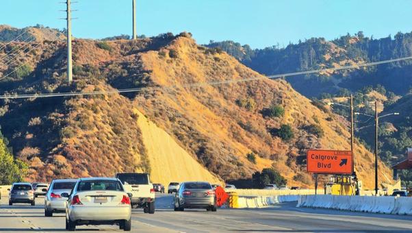 アメリカの道路 アメリカの道路 アメリカ,ロサンゼルス,カリフォルニア州の写真素材