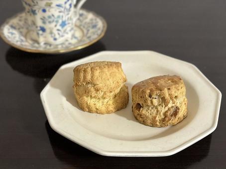 スコーン2種 スコーン,ティータイム,アフタヌーンティーの写真素材