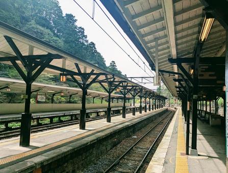 山の中の駅より 山の中の駅よりの写真