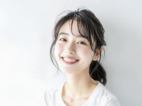 笑顔の若い日本人の女性　AI生成画像 の写真