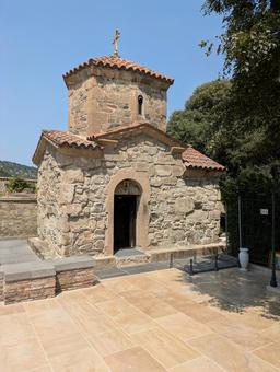 サムタヴロ修道院の聖ニノの礼拝堂の写真