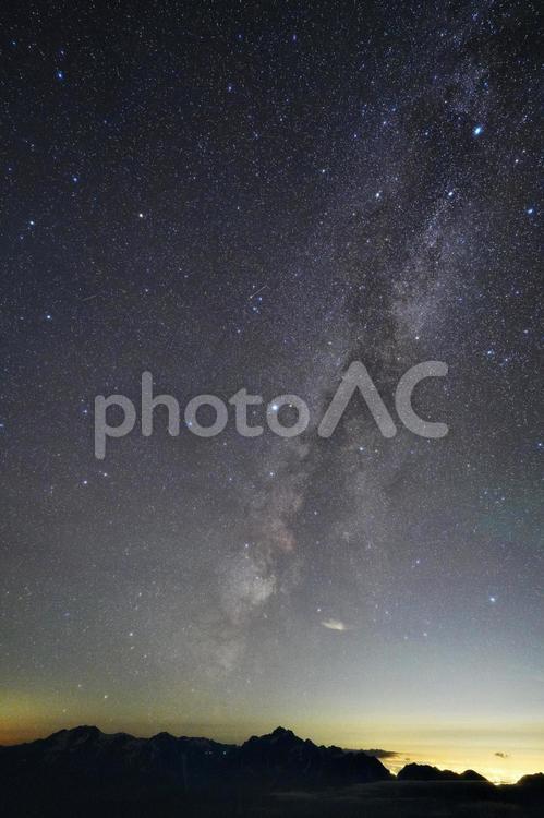 剱岳にかかる天の川 天体観測,夜空,天体の写真素材