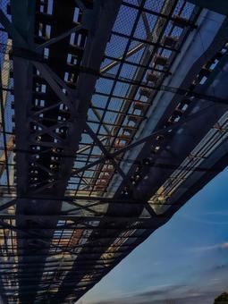 陸橋　鉄道　橋 無骨,鉄骨,デザインの写真素材