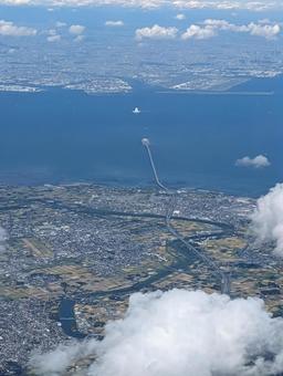Photo, tokyo aqua line, oceanfront parking area, tokyo bay, 