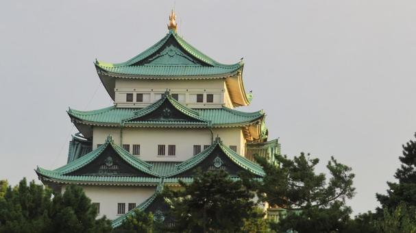 名古屋城 夕日に映える天守閣 名古屋城 夕日に映える天守閣 名古屋城,尾張徳川家,御三家の写真素材