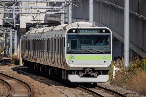 山手線の１００周年記念ラッピング電車 電車,山手線,列車の写真素材