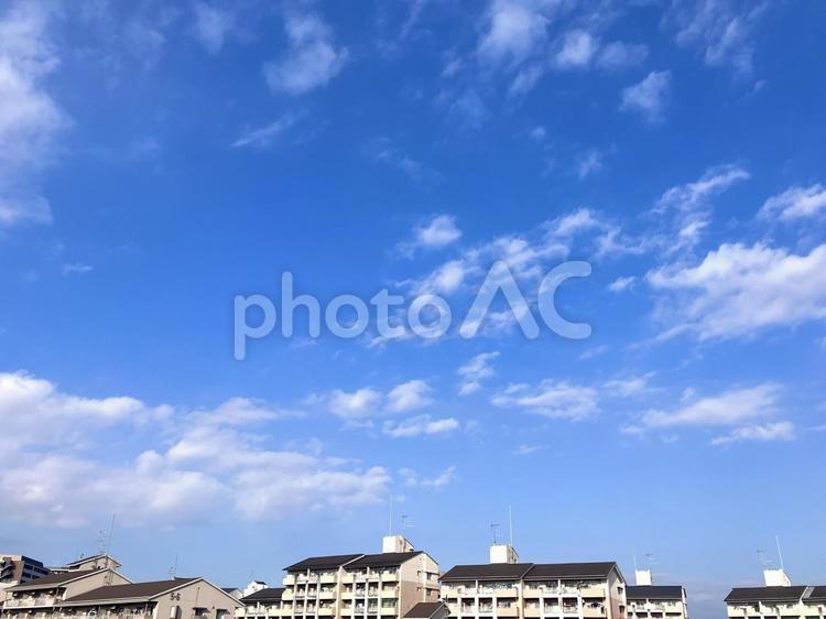 街並みと青空 街並み,青空,団地の写真素材