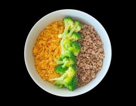 そぼろごはん そぼろごはん,そぼろ,ひき肉の写真素材