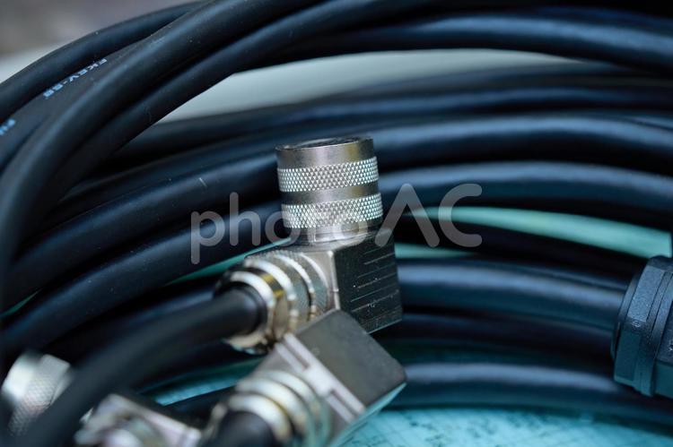 機器に接続するため加工された電線 電線,電線加工,ケーブルハーネスの写真素材