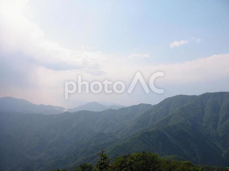 丹沢登山道からの風景 山,登山,風景の写真素材
