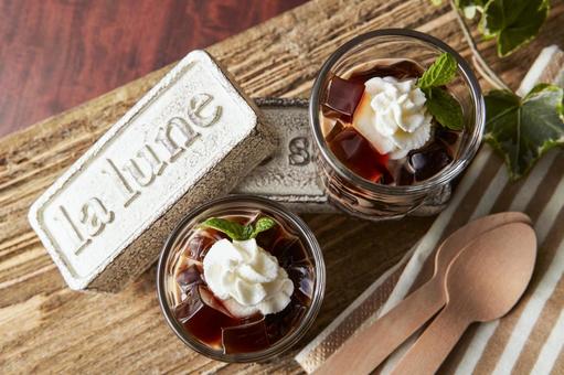コーヒーゼリー コーヒーゼリー コーヒーゼリー,スイーツ,2人分の写真素材