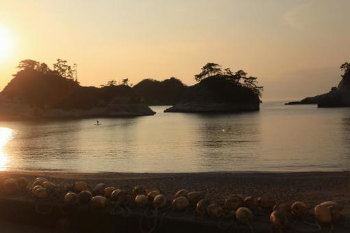西伊豆町堂ヶ島の美しい夕景 西伊豆町堂ヶ島の美しい夕景の写真