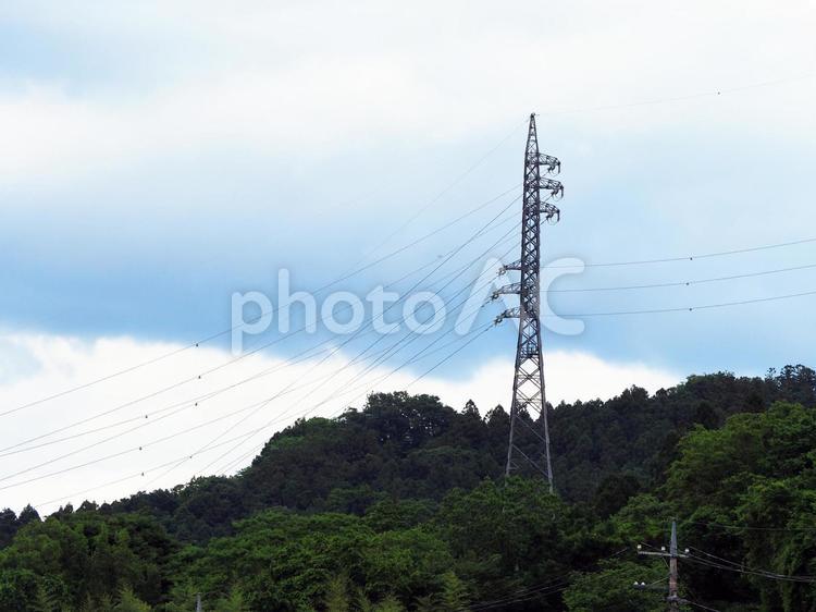 鉄塔がある風景 鉄塔,送電線,電線の写真素材