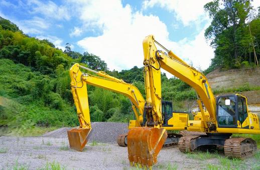 丘の上の重機⑦(2台) 丘の上の重機⑦(2台)の写真