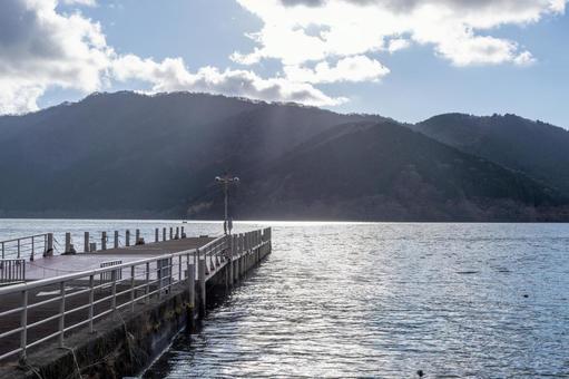 秋の芦ノ湖 秋の芦ノ湖 芦ノ湖,湖,秋の写真素材