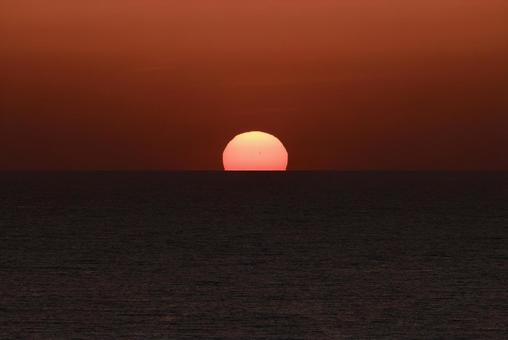 夕陽 夕陽 夕陽,夕日,夕焼けの写真素材