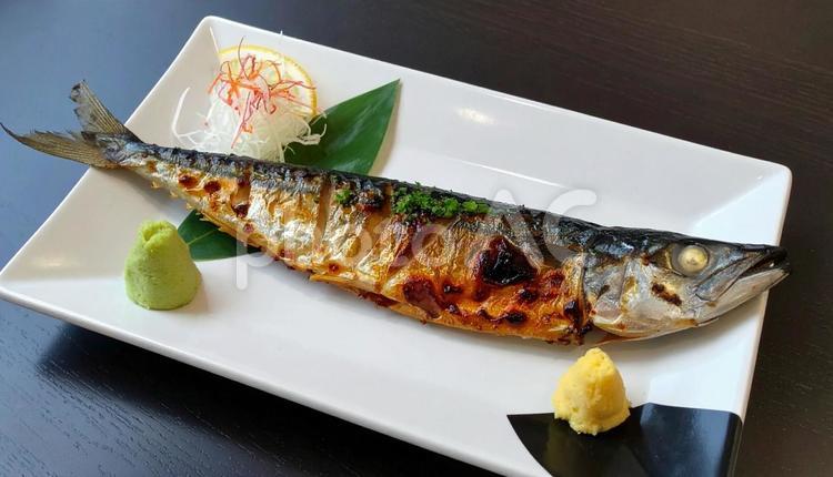秋の味覚　焼きサンマ　魚　和食 秋の味覚,焼き,サンマの写真素材