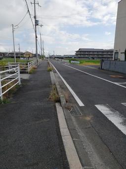 田舎の国道 田舎の国道の写真