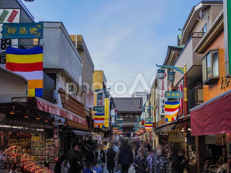 【神奈川県】川崎大師・仲見世通り 川崎大師,平間寺,大本堂の写真素材