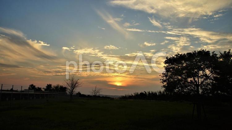 美し秋の夕焼。 自然,風景,夕焼の写真素材