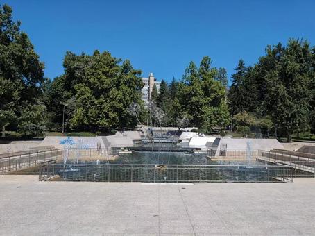 マルノポール公園の噴水 マルノポール公園の噴水 噴水,マルノポール公園,晴天の写真素材