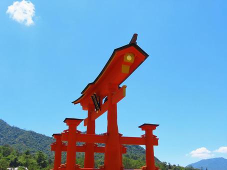 日本三景安芸の宮島の大鳥居 日本三景安芸の宮島の大鳥居 厳島神社,大鳥居,宮島の写真素材
