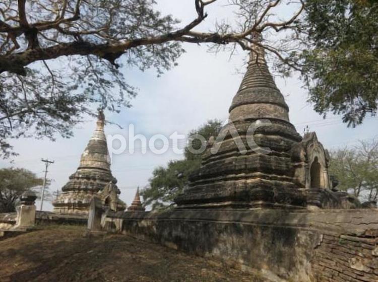 ミャンマー　パガンの仏塔　2 ミャンマー,世界遺産,アジアの写真素材