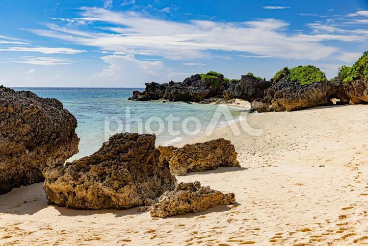 沖縄県宮古島　イキヅービーチの風景 宮古島,海,イキヅービーチの写真素材
