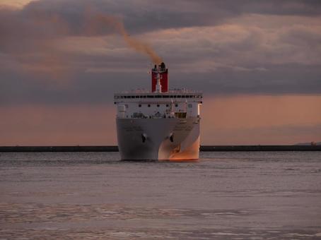 フェリー フェリー,船,カーフェリーの写真素材