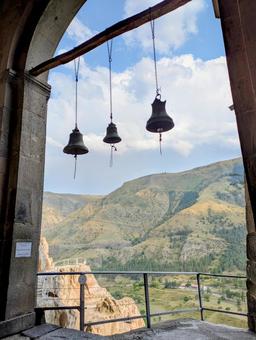 ヴァルジアの聖母昇天教会の鐘 鐘,シンボル,ヴァルジアの写真素材