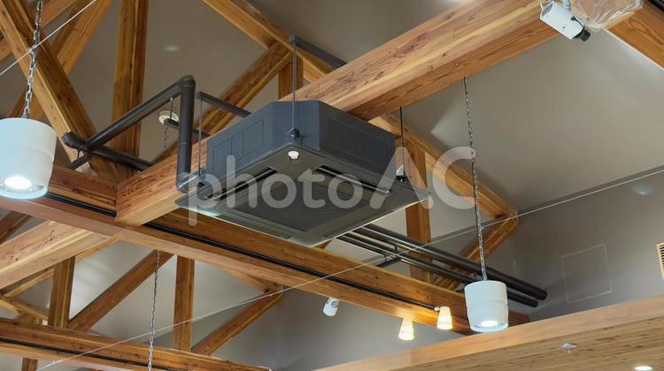 エアコンクーラー　天井空調冷暖房 エアコン,クーラー,空調の写真素材