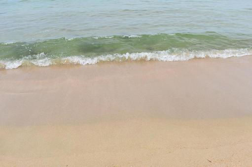 砂浜と波 砂浜と波の写真