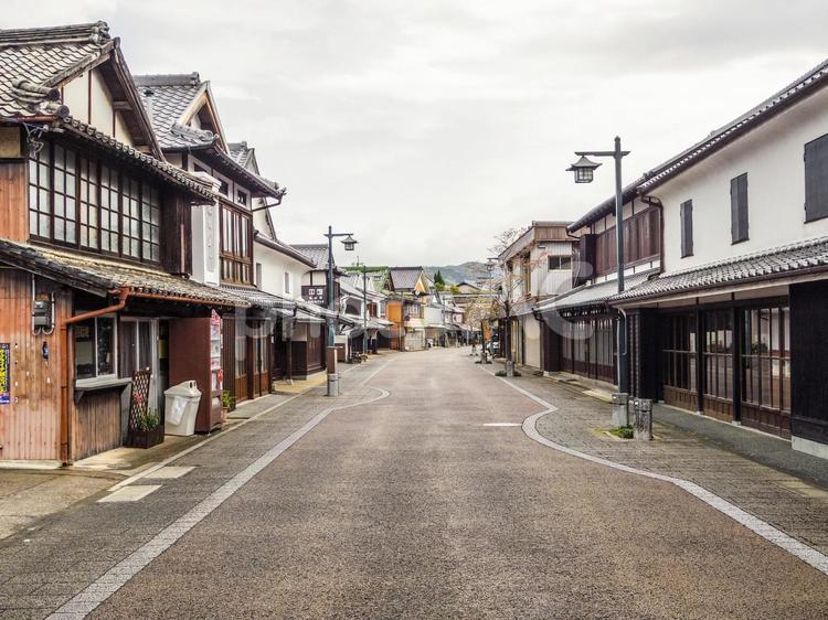 【佐賀県】嬉野市・塩田津の町並み 塩田津,重要伝統的建造物群保存地区,街並みの写真素材