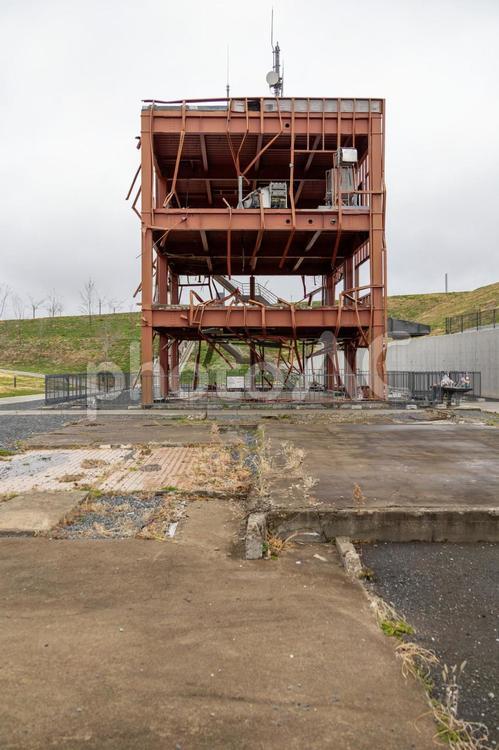 南三陸旧防災対策庁舎縦長サイズ 南三陸町震災遺構,南三陸旧防災対策庁舎,東日本大震災の写真素材