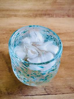 Cute glass and cold water 2, JPG