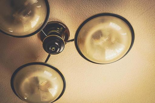 昔ながらの電灯 自宅,家,電気の写真素材