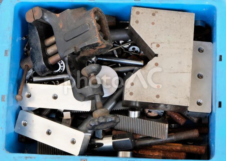 廃棄された工業用品 廃棄,治具,工業の写真素材
