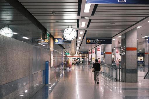 タイバンコクメトロの駅 タイバンコクメトロの駅 バンコクメトロ,駅,タイの写真素材