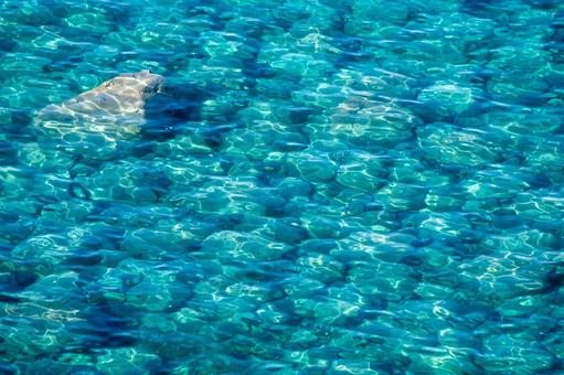 神秘的で鮮やかな積丹ブルー 積丹ブルー,神威岬,海の写真素材