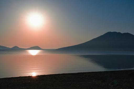 支笏湖の凪 支笏湖の凪の写真