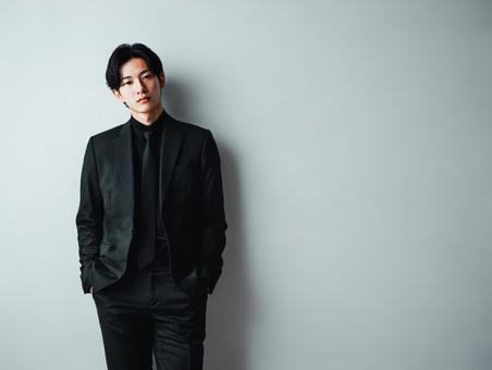 クールな男性ビジネスマンのポートレート クールな男性ビジネスマンのポートレートの写真