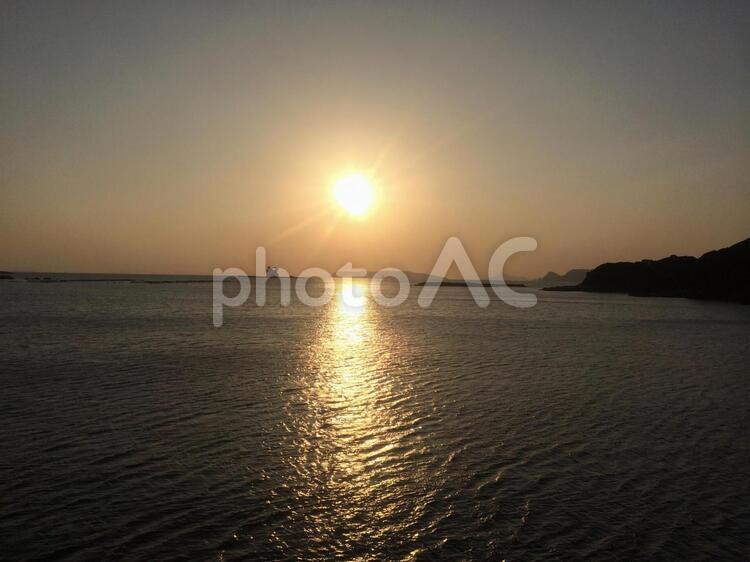 九十九島の夕焼け 九十九島,佐世保,佐世保市の写真素材