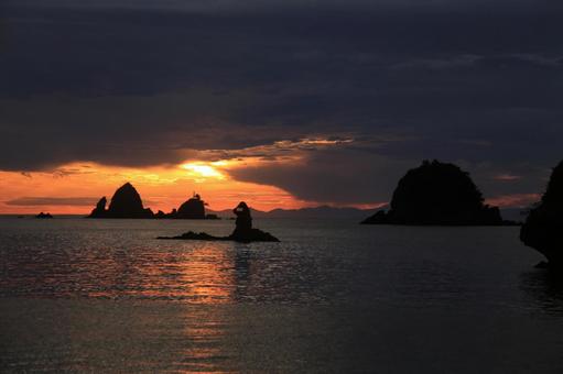 Photo, সুন্দর সূর্যাস্ত, ডাতিয়ানজি কোস্ট, nishiizu-চো, 