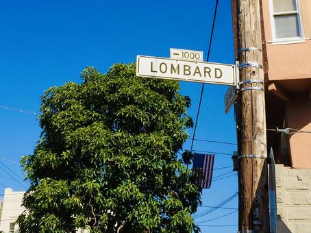 Lombard Street Sign Lombard Street Sign ロンバード・ストリート,ロンバードストリート,ロンバートストリートの写真素材
