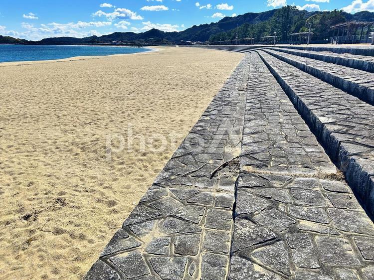 那智勝浦　冬の海岸　ビーチ　海浜公園 冬の海岸,ビーチ,砂浜の写真素材